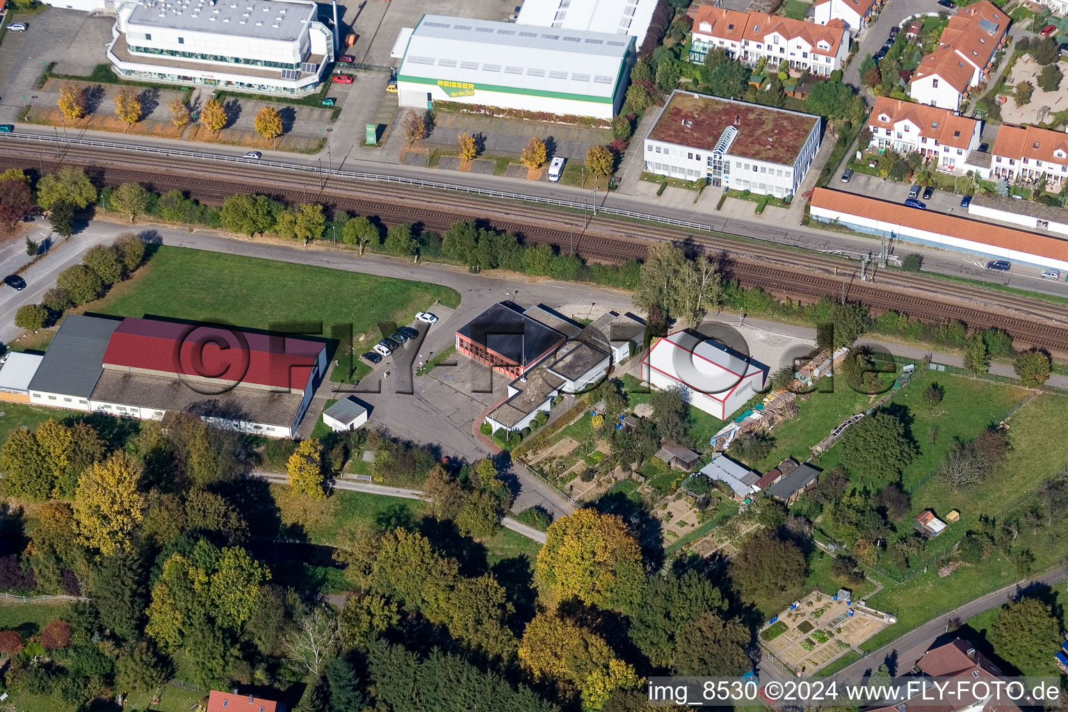 Ludwig-Marum-Gymnasium Pfinztal à le quartier Berghausen in Pfinztal dans le département Bade-Wurtemberg, Allemagne vue d'en haut