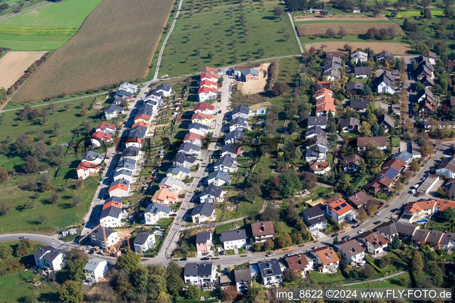 Quartier Hohenwettersbach in Karlsruhe dans le département Bade-Wurtemberg, Allemagne depuis l'avion