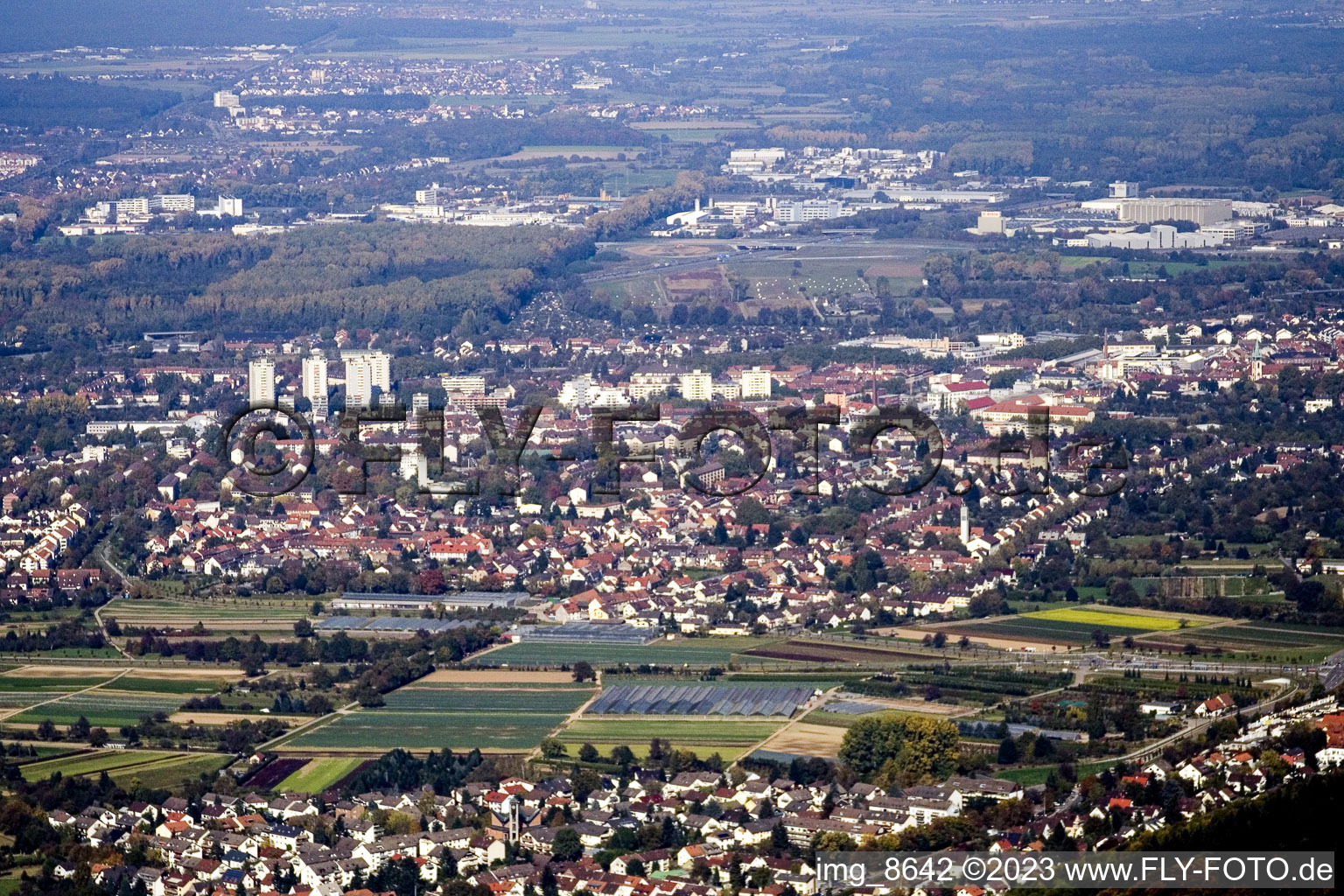 Vue aérienne de Wolfartsweier, Durlach du sud à le quartier Durlach in Karlsruhe dans le département Bade-Wurtemberg, Allemagne