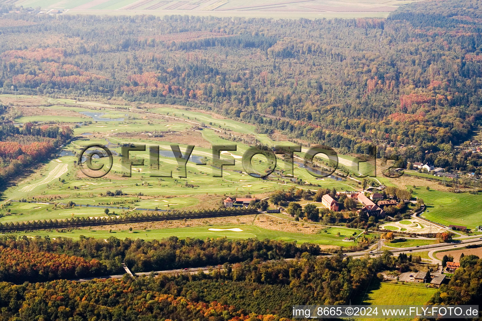 Vue aérienne de Club de golf Hofgut Scheibenhardt à le quartier Beiertheim-Bulach in Karlsruhe dans le département Bade-Wurtemberg, Allemagne