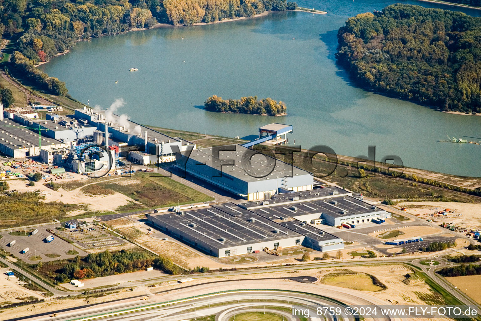 Vue aérienne de Usine de carton ondulé Palm à Wörth am Rhein dans le département Rhénanie-Palatinat, Allemagne