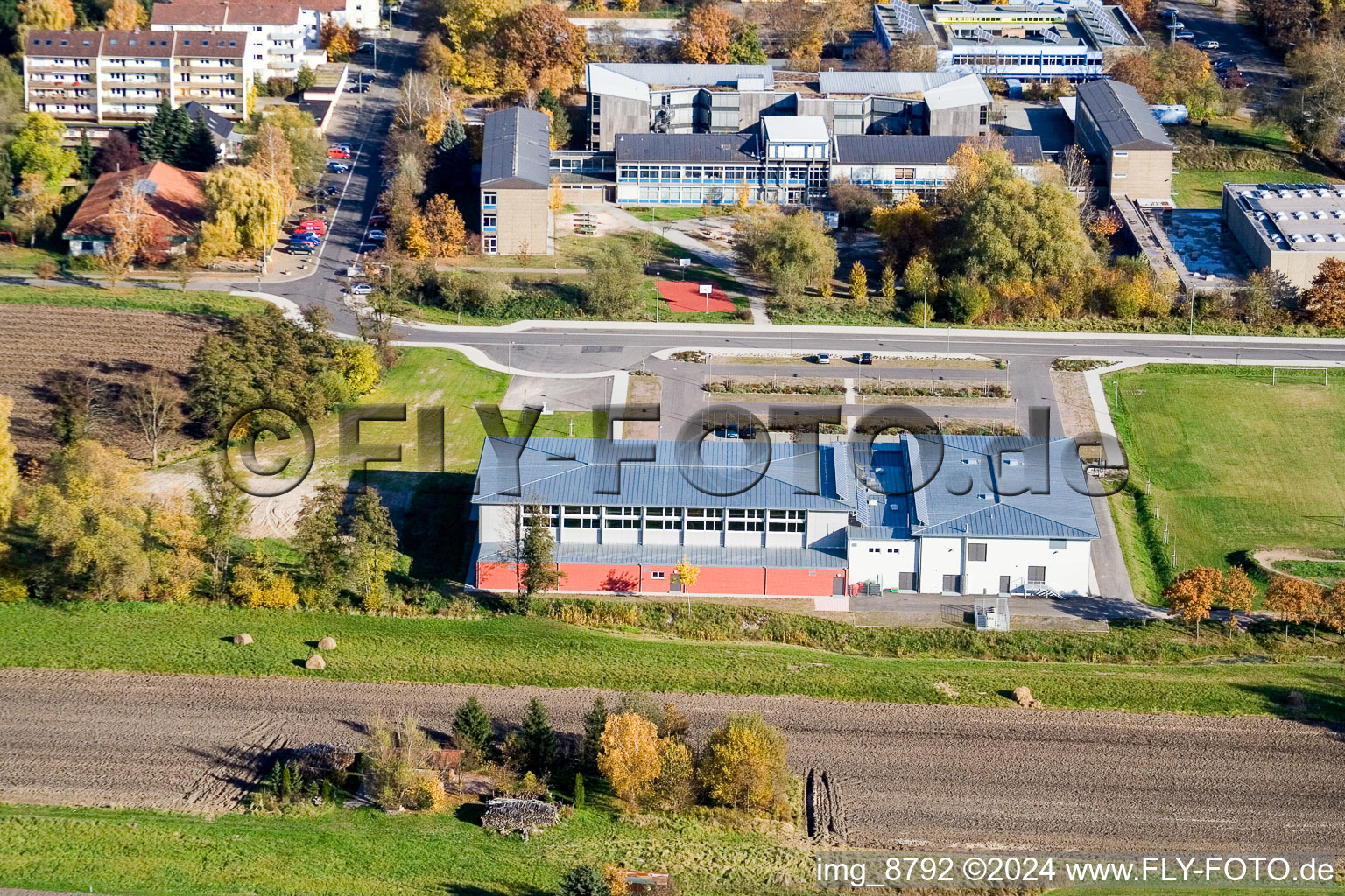 Bienwaldhalle à Kandel dans le département Rhénanie-Palatinat, Allemagne vue d'en haut