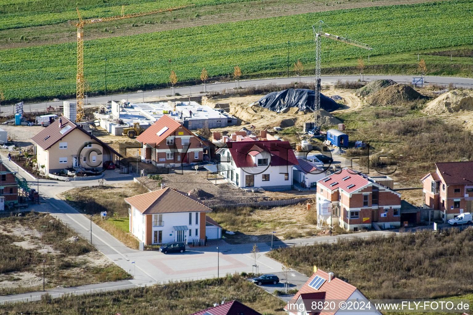 Vue oblique de Sur le chemin élevé à Kandel dans le département Rhénanie-Palatinat, Allemagne