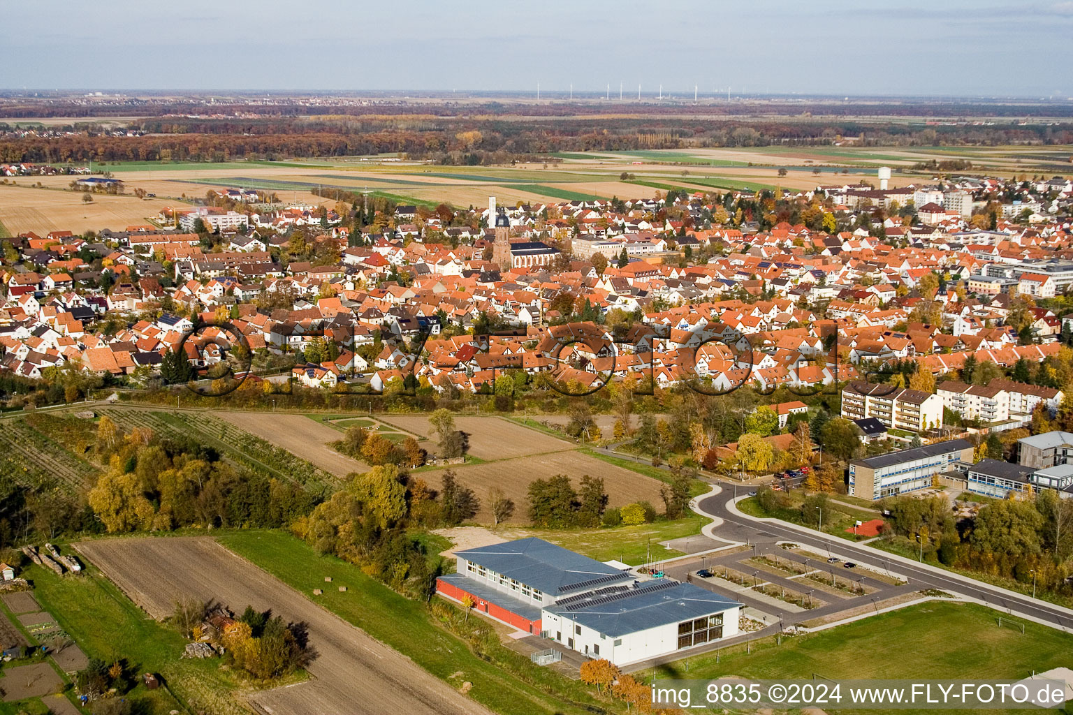 Photographie aérienne de Bienwaldhalle à Kandel dans le département Rhénanie-Palatinat, Allemagne