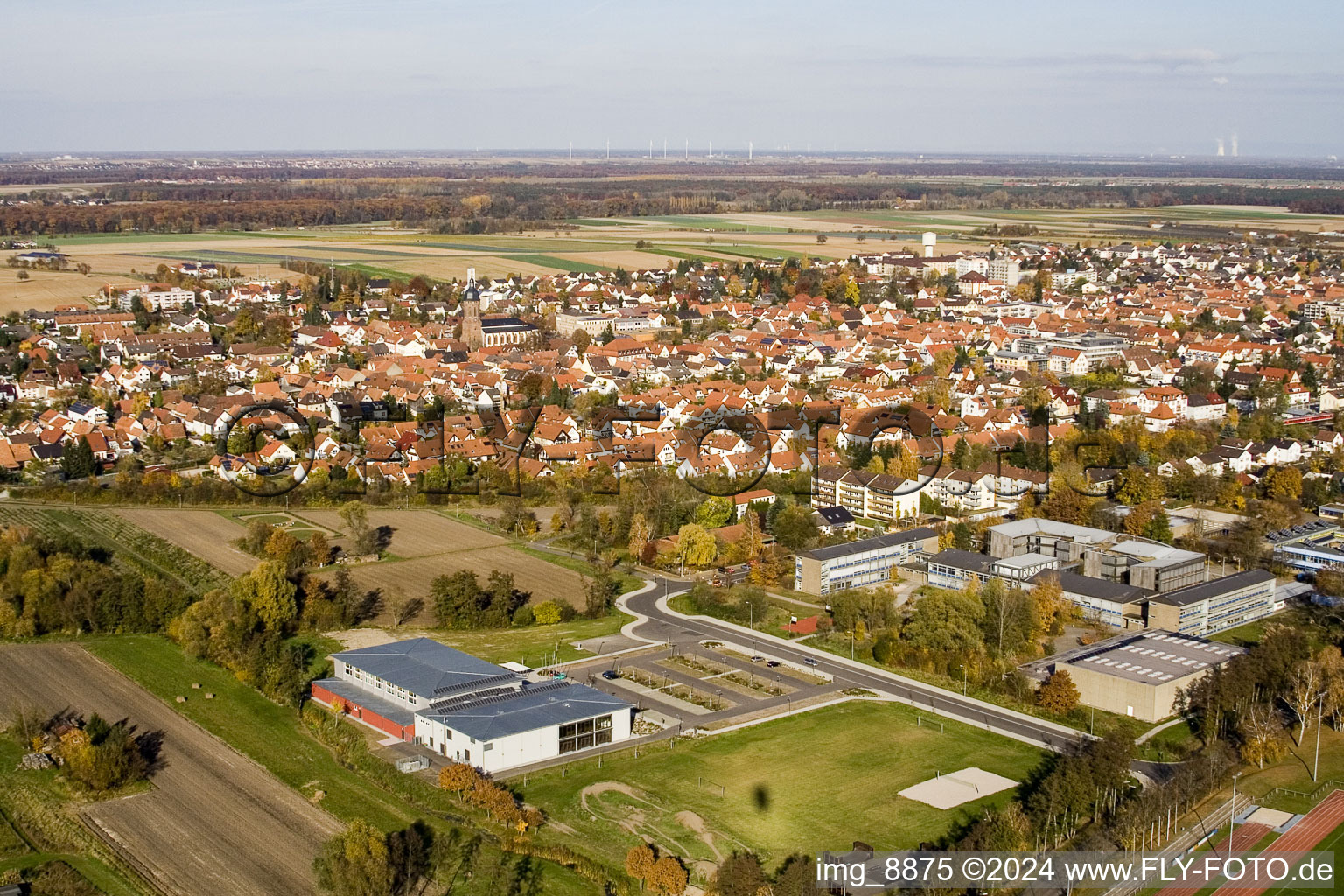 Vue aérienne de Bienwaldhalle à Kandel dans le département Rhénanie-Palatinat, Allemagne