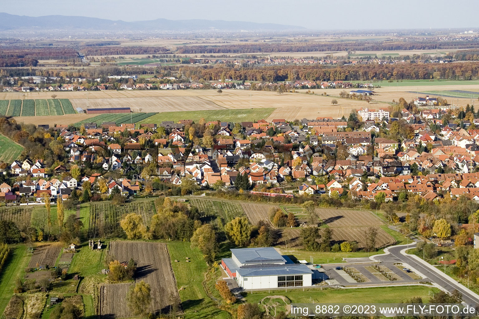 Bienwaldhalle à Kandel dans le département Rhénanie-Palatinat, Allemagne hors des airs