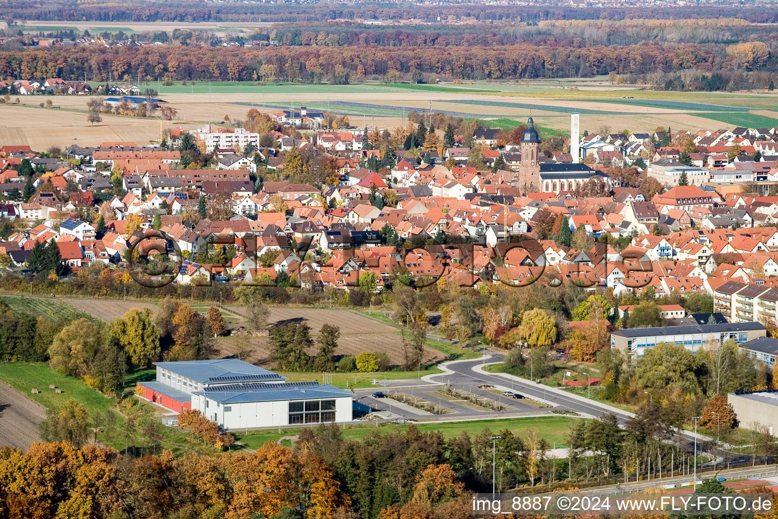 Bienwaldhalle à Kandel dans le département Rhénanie-Palatinat, Allemagne depuis l'avion