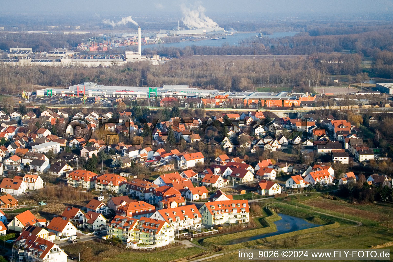 Vue oblique de Quartier Maximiliansau in Wörth am Rhein dans le département Rhénanie-Palatinat, Allemagne