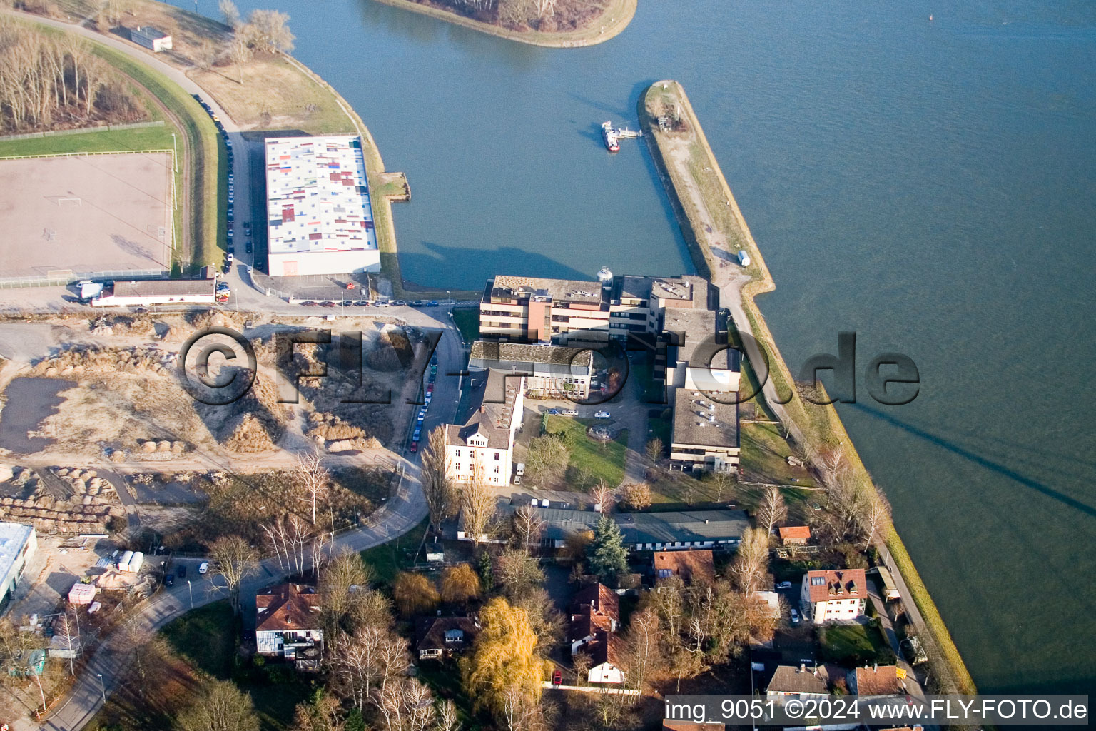 Quartier Maximiliansau in Wörth am Rhein dans le département Rhénanie-Palatinat, Allemagne vue d'en haut