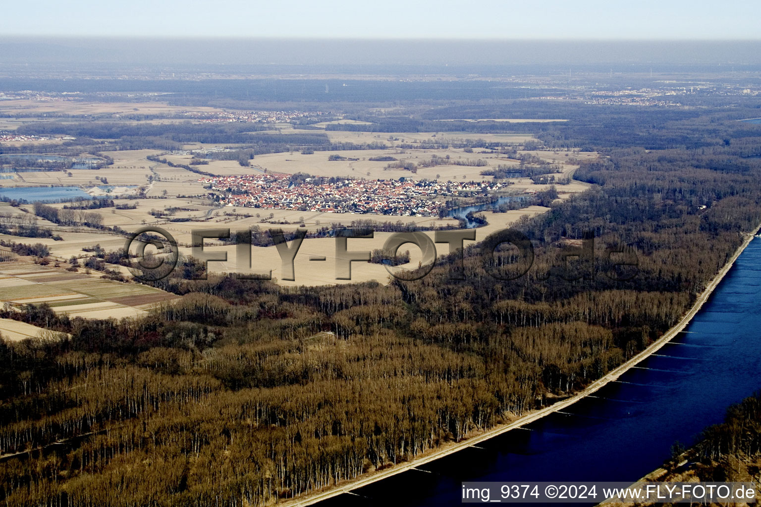 Vue aérienne de Rhin entre Leimersheim et Eggenstein à Leimersheim dans le département Rhénanie-Palatinat, Allemagne