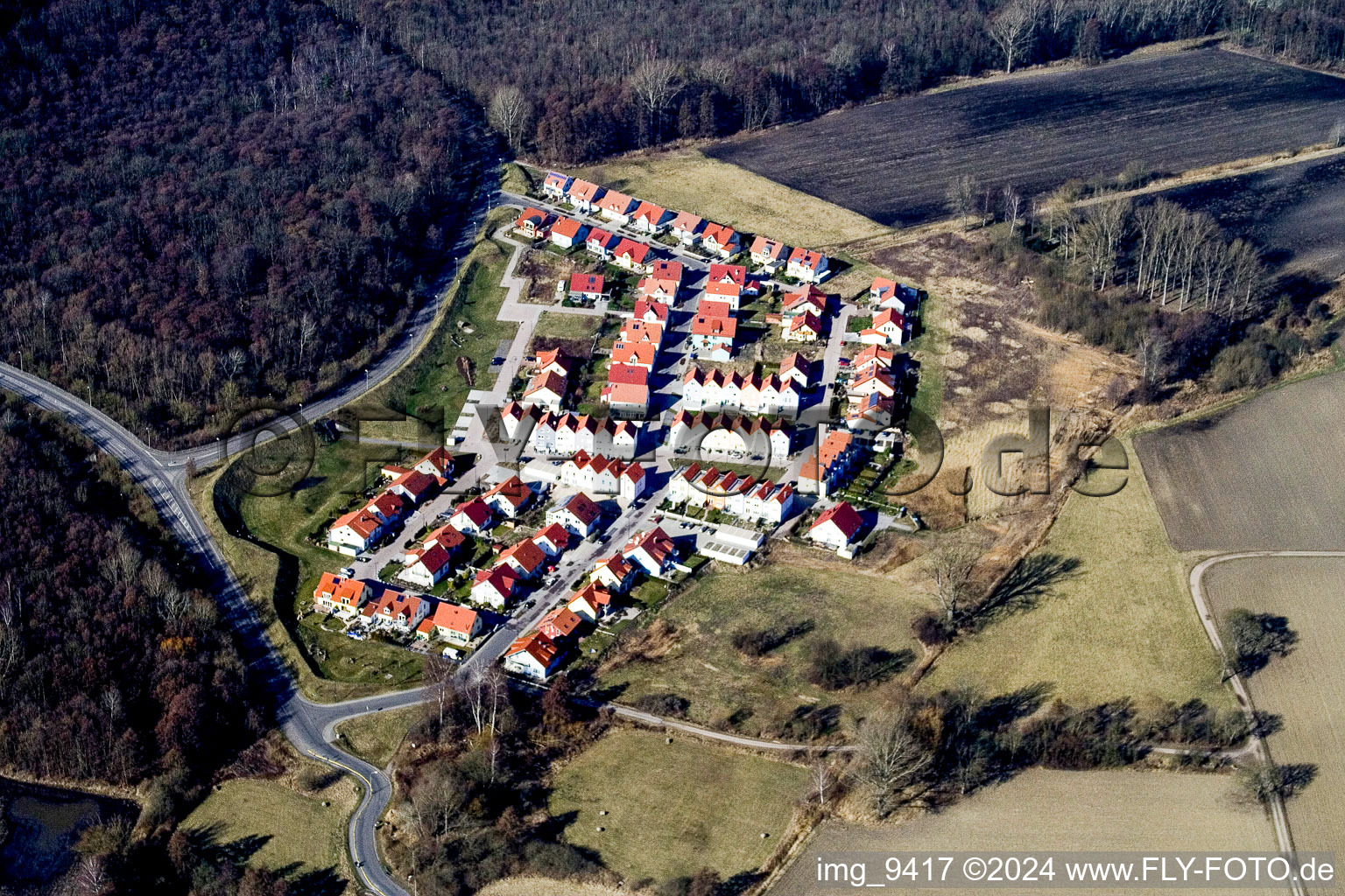 Vue aérienne de Zone de développement Fuchsäcker depuis l'est à Wörth am Rhein dans le département Rhénanie-Palatinat, Allemagne
