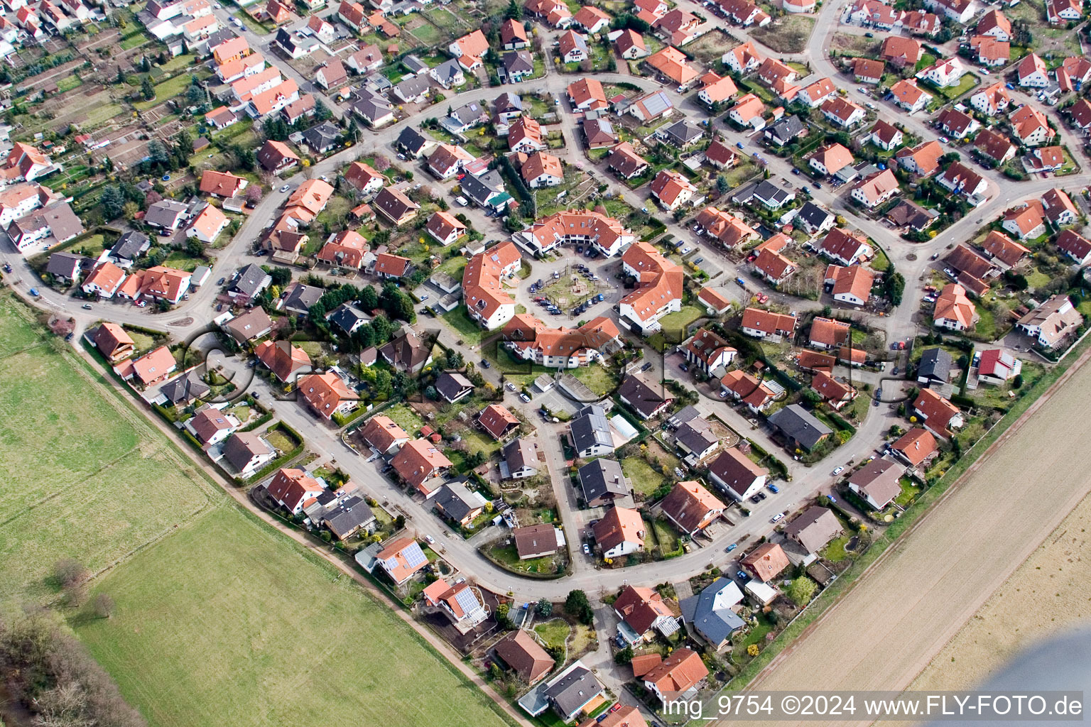 Photographie aérienne de Queichtalring à le quartier Offenbach in Offenbach an der Queich dans le département Rhénanie-Palatinat, Allemagne