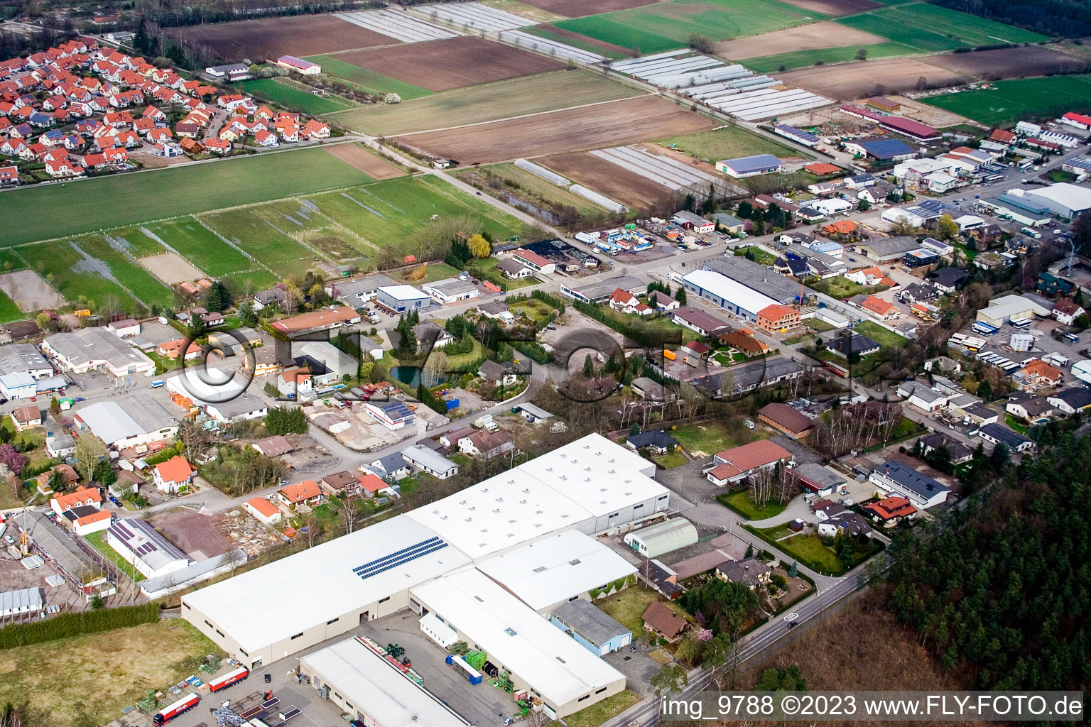 Quartier Herxheim in Herxheim bei Landau dans le département Rhénanie-Palatinat, Allemagne depuis l'avion