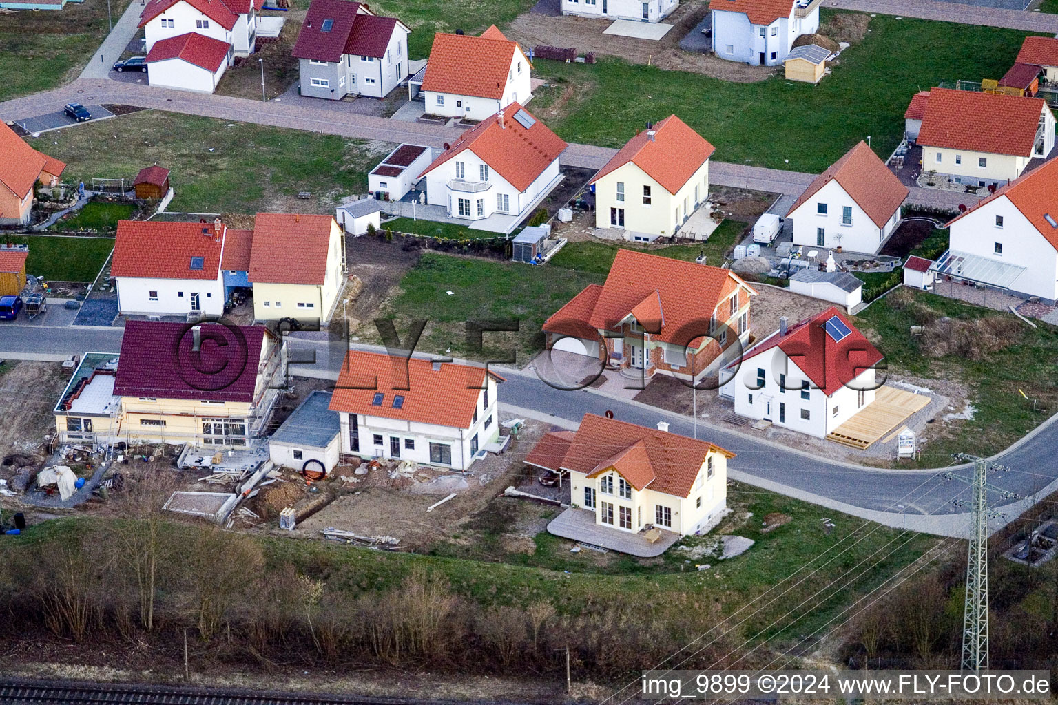 Nouvelle zone de développement NE à le quartier Schaidt in Wörth am Rhein dans le département Rhénanie-Palatinat, Allemagne d'un drone