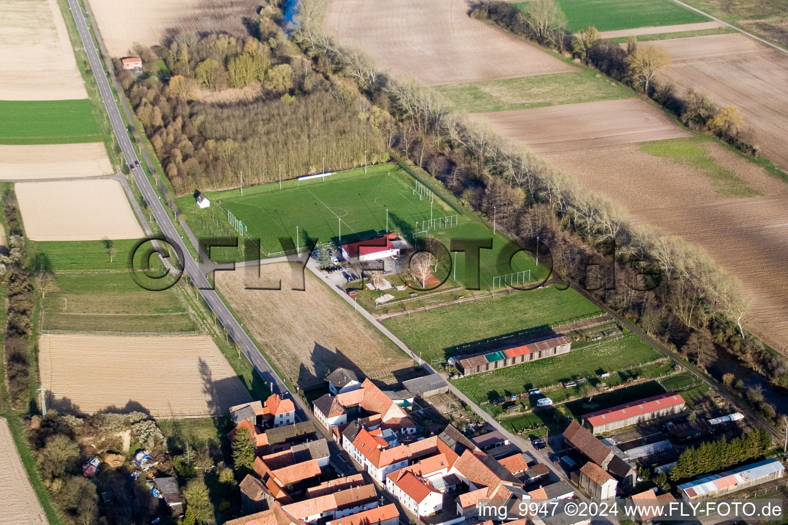 Herxheimweyher dans le département Rhénanie-Palatinat, Allemagne vue d'en haut