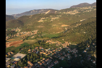 Vue aérienne de Parc Fontanone à Nuvolento dans le département Brescia, Italie