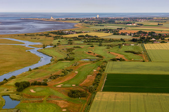 Vue oblique de Club de golf Büsum Dithmarschen eV à Warwerort dans le département Schleswig-Holstein, Allemagne