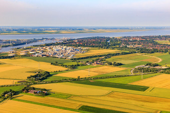 Vue aérienne de Usine chimique Sasol Germany GmbH à l'embouchure du canal de Kiel dans l'Elbe à Brunsbüttel dans le département Schleswig-Holstein, Allemagne
