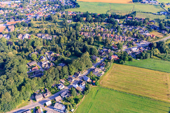 Vue aérienne de De l'est à Burg dans le département Schleswig-Holstein, Allemagne