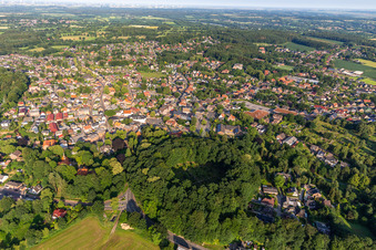 Vue aérienne de Haut Burg à Burg dans le département Schleswig-Holstein, Allemagne