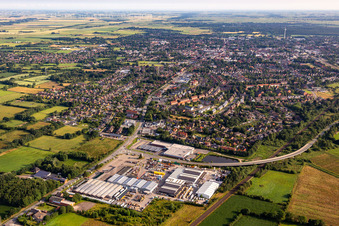 Vue aérienne de Vue de la ville du centre-ville à Heide dans le département Schleswig-Holstein, Allemagne