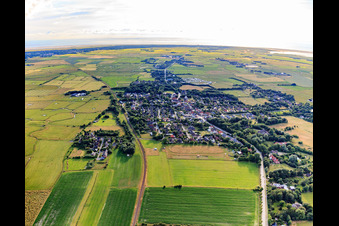 Vue aérienne de De l'est à le quartier Osterende in Tating dans le département Schleswig-Holstein, Allemagne