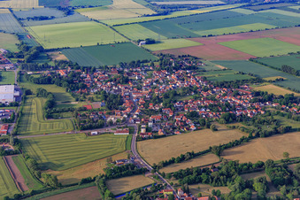 Vue aérienne de Du nord à Sonneborn dans le département Thuringe, Allemagne