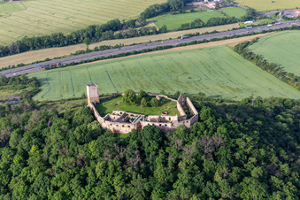 Château de Gleichen à le quartier Wandersleben in Drei Gleichen dans le département Thuringe, Allemagne vue d'en haut