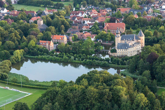 Château de la jeunesse Gemen à le quartier Gemen in Borken dans le département Rhénanie du Nord-Westphalie, Allemagne hors des airs