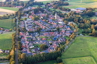 Vue aérienne de Vue du village depuis le sud à le quartier Klein-Reken in Reken dans le département Rhénanie du Nord-Westphalie, Allemagne