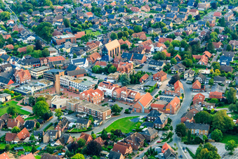 Vue aérienne de Place de l'Hôtel de Ville à Heiden dans le département Rhénanie du Nord-Westphalie, Allemagne