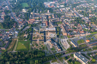 Vue oblique de LAGA, musée du rock'n'pop à Gronau dans le département Rhénanie du Nord-Westphalie, Allemagne