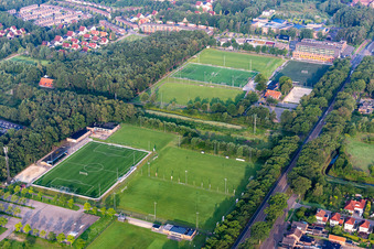 Vue aérienne de GKV : Ons Clubje, Omnisportvereniging Avanti Wilkracht à Enschede dans le département Overijssel, Pays-Bas