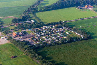 Vue aérienne de Camping De Goede Hoop à Eibergen dans le département Gueldre, Pays-Bas
