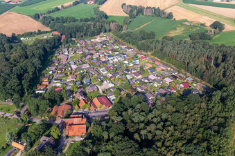 Vue aérienne de Complexe de maisons de vacances « Zone de loisirs Waldvelen à le quartier Waldvelen in Velen dans le département Rhénanie du Nord-Westphalie, Allemagne