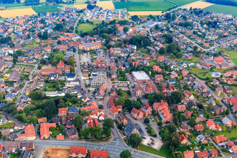Vue aérienne de Rue principale du quartier de Dorfheide, Schulstraße, vue de l'est à Reken dans le département Rhénanie du Nord-Westphalie, Allemagne