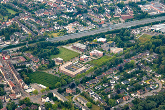 Vue aérienne de Bureau des impôts Gelsenkirchen à le quartier Erle in Gelsenkirchen dans le département Rhénanie du Nord-Westphalie, Allemagne