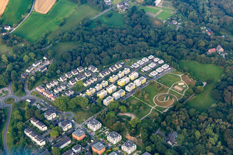Vue aérienne de Aire de jeux Kupferdreh à Dilldorfer Höhe à le quartier Kupferdreh in Essen dans le département Rhénanie du Nord-Westphalie, Allemagne