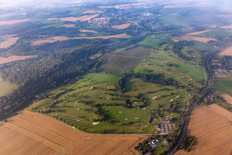 Vue aérienne de Club de golf Hahn-Düsseltal 1994 eV à le quartier Gruiten in Haan dans le département Rhénanie du Nord-Westphalie, Allemagne