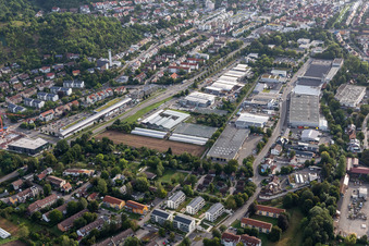 Vue aérienne de Crèche Sinner entre la rue Herrenberger et la rue Sindelfinger à le quartier Weststadt in Tübingen dans le département Bade-Wurtemberg, Allemagne