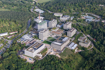 Université Tübingen à Tübingen dans le département Bade-Wurtemberg, Allemagne vue du ciel