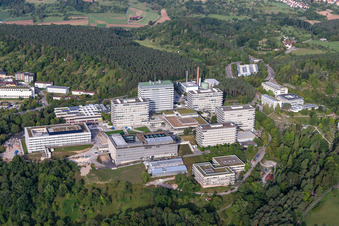Enregistrement par drone de Université Tübingen à Tübingen dans le département Bade-Wurtemberg, Allemagne