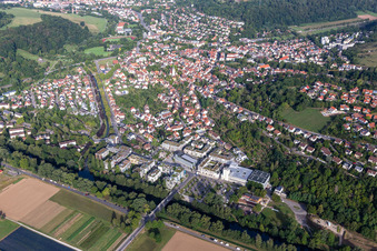 Vue aérienne de Quartier Lustnau in Tübingen dans le département Bade-Wurtemberg, Allemagne