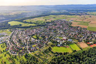 Vue aérienne de Du nord-ouest à Kusterdingen dans le département Bade-Wurtemberg, Allemagne