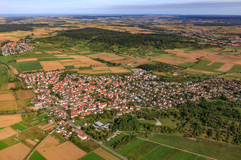 Vue aérienne de Vue du sud-est à le quartier Wurmlingen in Rottenburg am Neckar dans le département Bade-Wurtemberg, Allemagne