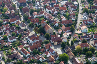 Vue aérienne de Église « St. Ägidius » à Hirschau à le quartier Hirschau in Tübingen dans le département Bade-Wurtemberg, Allemagne