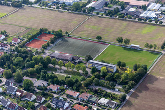 Vue aérienne de TSVV Hirschau eV à le quartier Hirschau in Tübingen dans le département Bade-Wurtemberg, Allemagne
