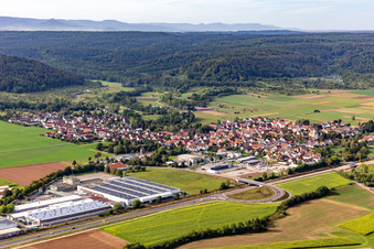 Vue aérienne de Vue des rues et des maisons dans les quartiers résidentiels à le quartier Bühl in Tübingen dans le département Bade-Wurtemberg, Allemagne