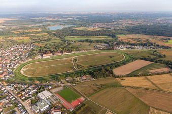 Vue aérienne de Piste à Iffezheim dans le département Bade-Wurtemberg, Allemagne