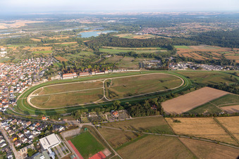 Vue oblique de Piste de course Iffezheim à Iffezheim dans le département Bade-Wurtemberg, Allemagne
